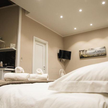 Residence Black & White Naples Luaran gambar